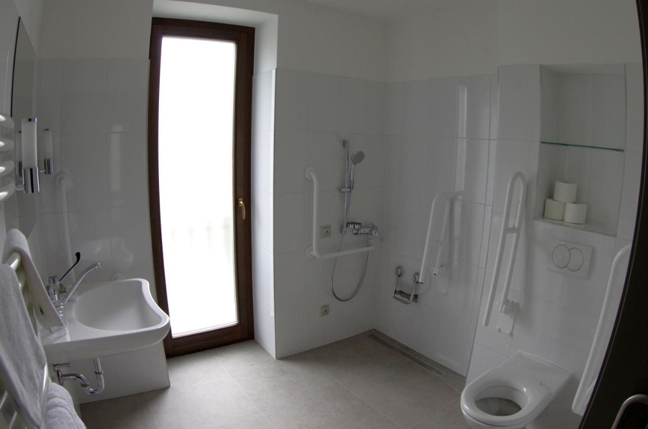 Therapia Hotel 3*