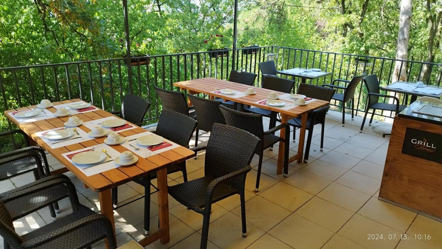 Hotel Therapia Beci